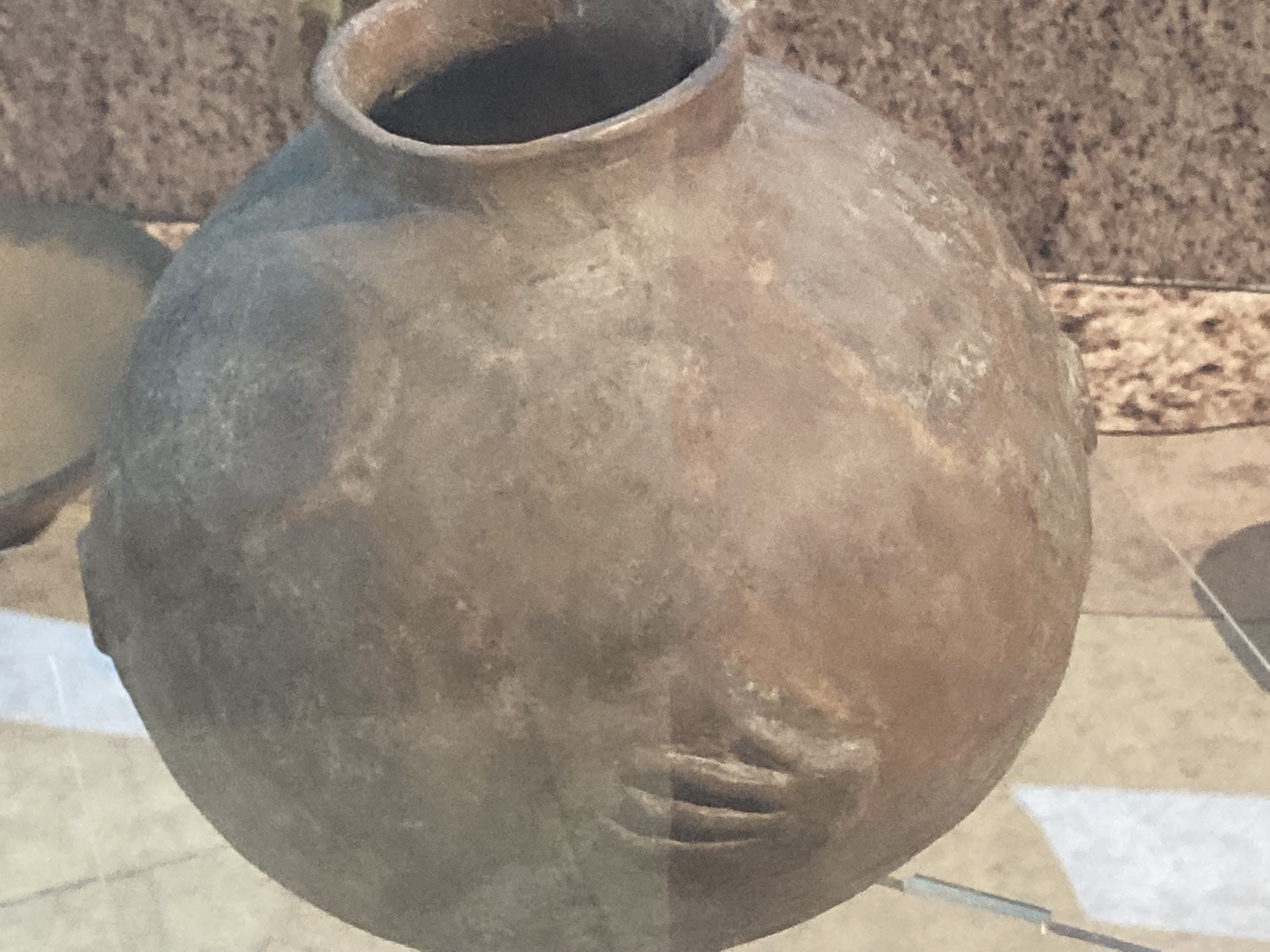 large-ceramic-pot-vincha-settlement-neolitics-national-museum-belgrade